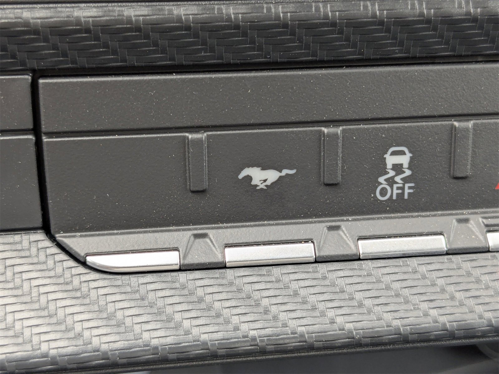 New 2025 Ford Mustang Dark Horse image 17