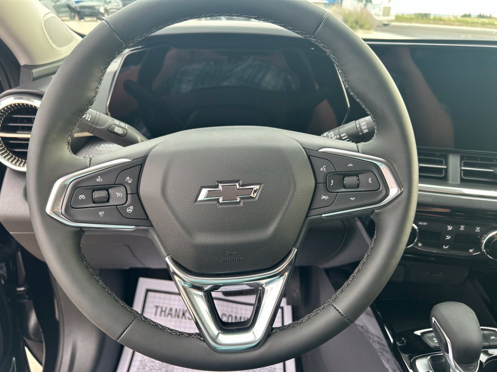 New 2026 Chevrolet Trax ACTIV w/ Driver Confidence Package FWD image 17