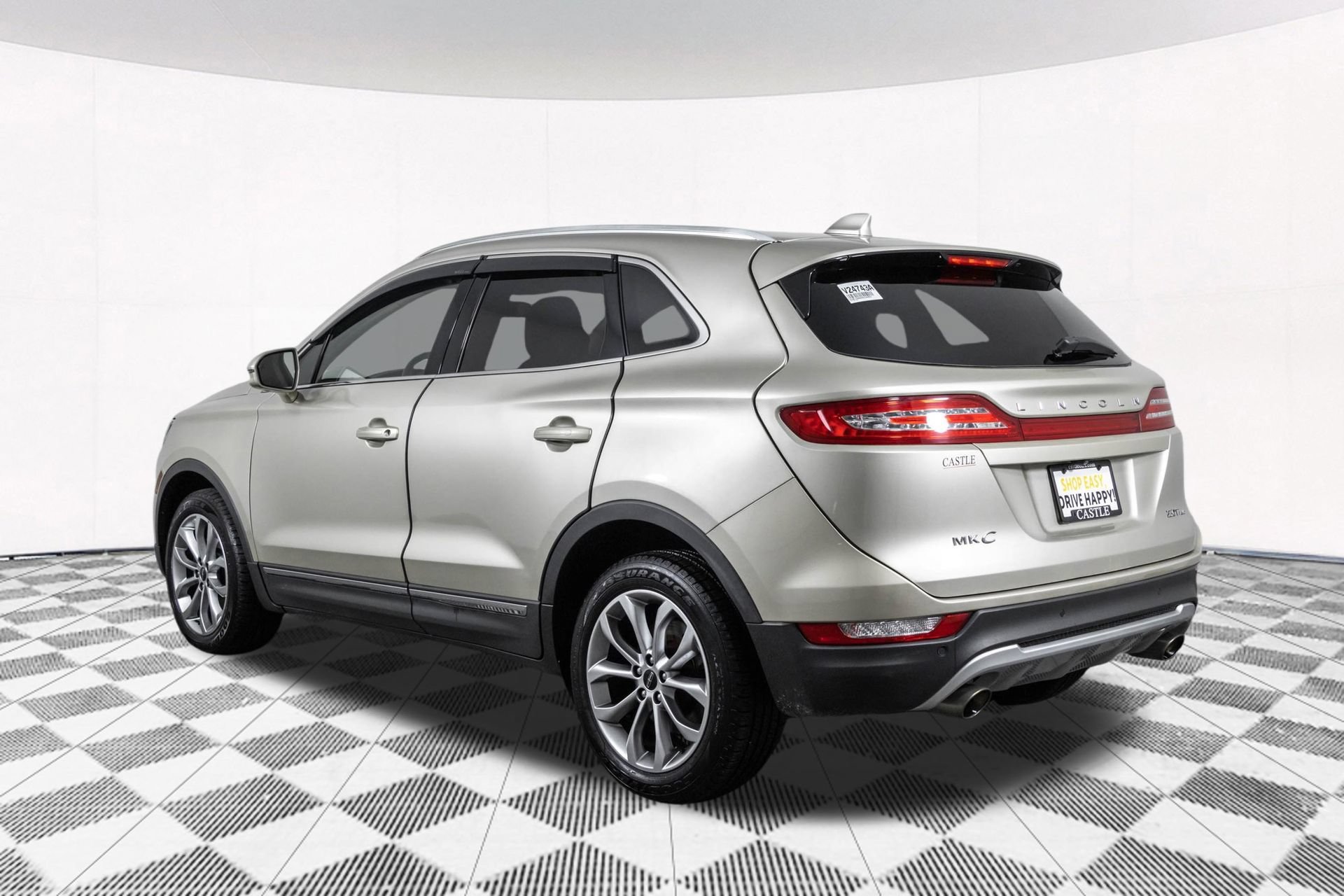 Used 2017 Lincoln MKC Select w/ Select Plus Package AWD/4WD image 16