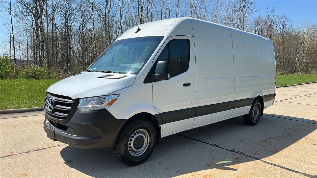 Used 2022 Mercedes-Benz Sprinter 2500 image 15