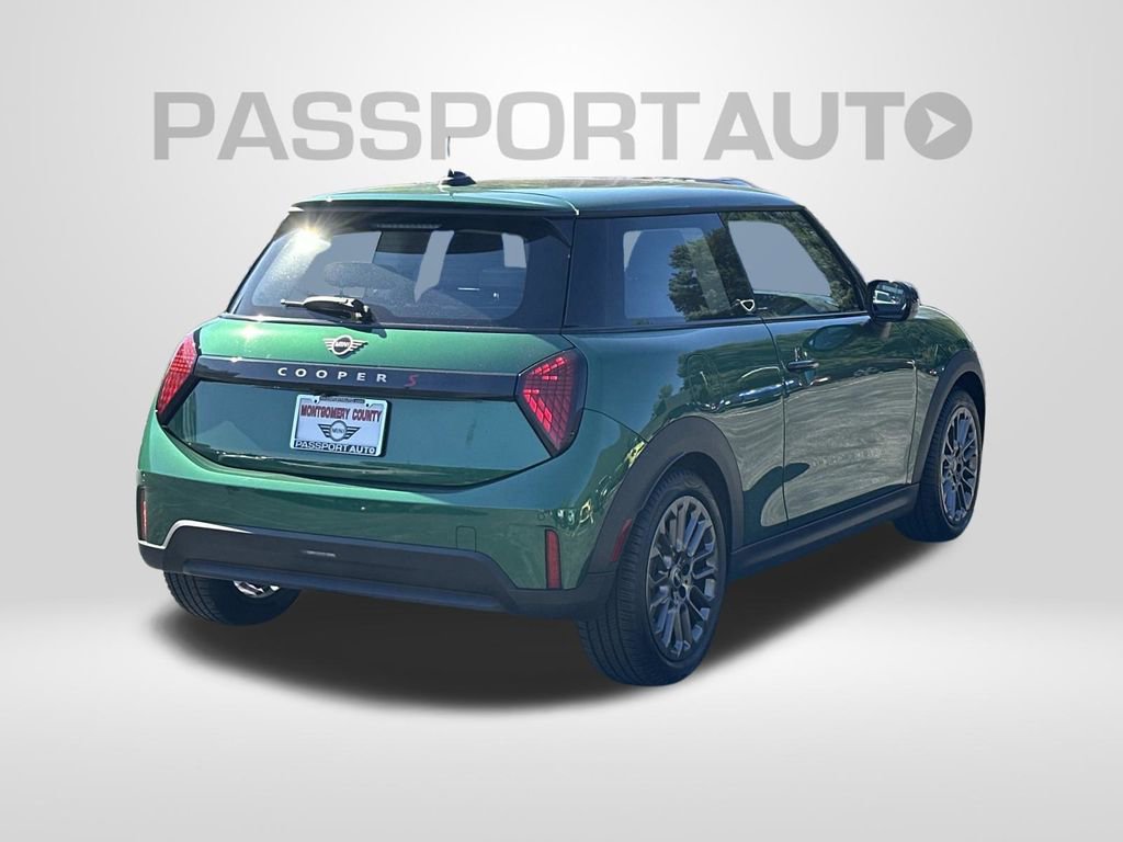 Certified 2025 MINI Cooper S image 5