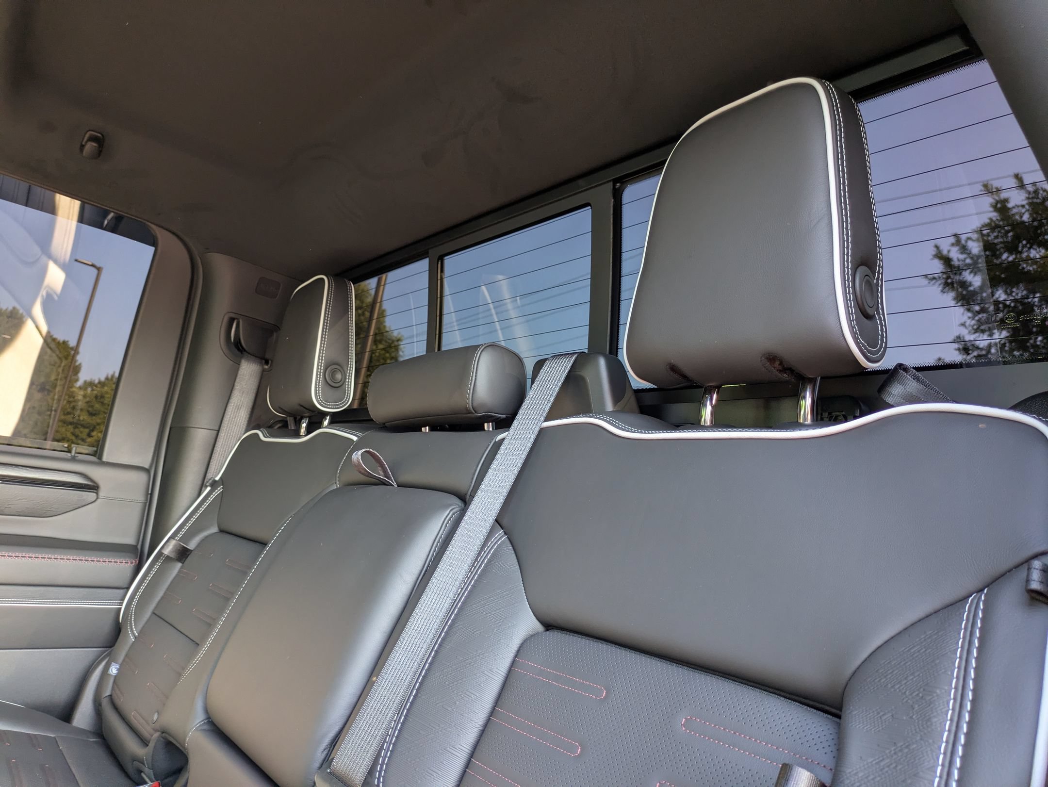 Used 2026 GMC Sierra 2500 AT4X AWD/4WD image 29