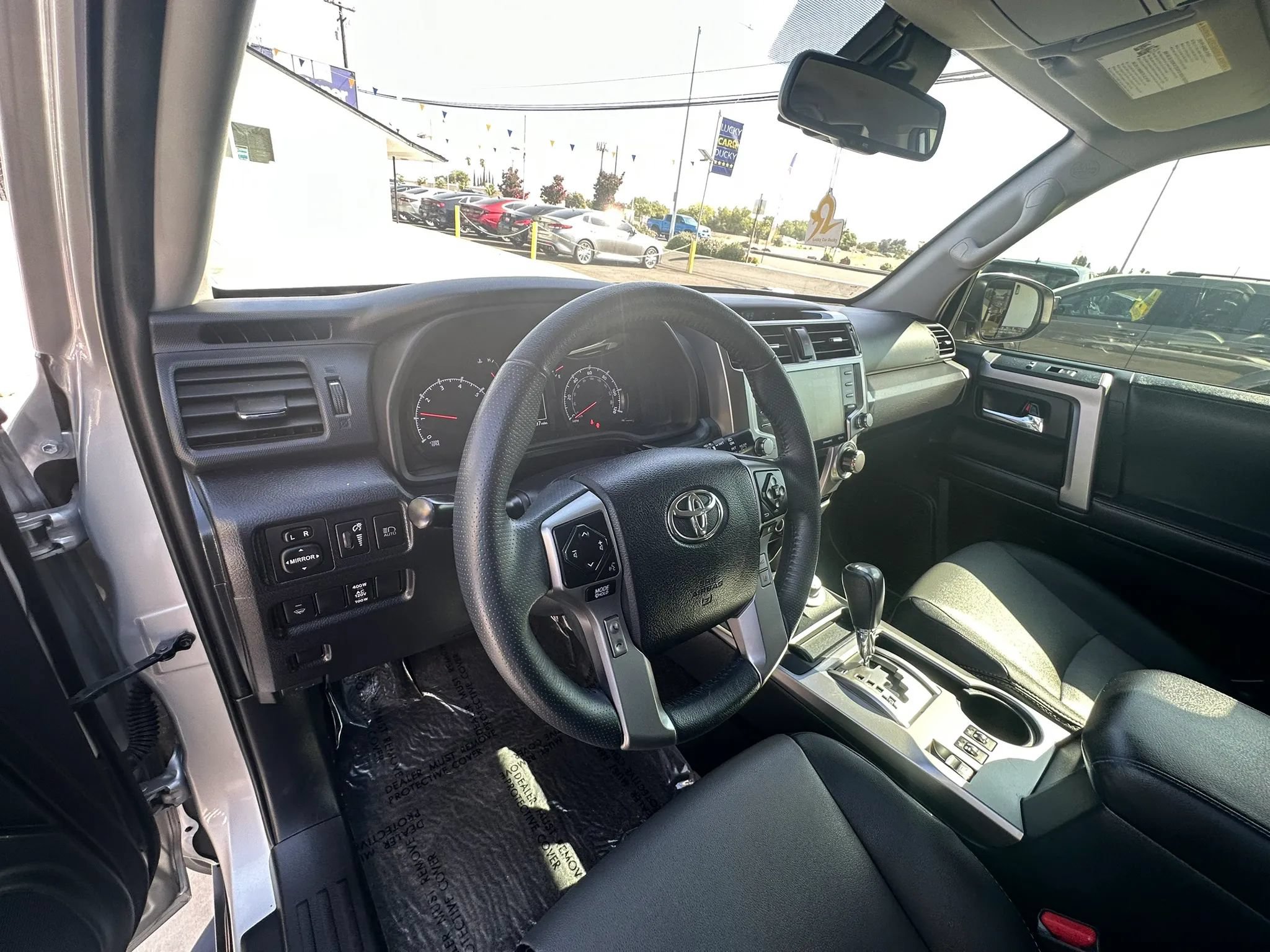 Used 2021 Toyota 4Runner SR5 Premium AWD/4WD image 36