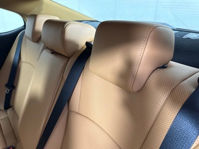 New 2025 Lexus ES 300h w/ Premium Package image 22