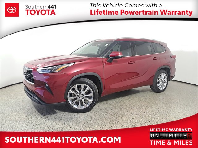 Used 2023 Toyota Highlander Limited image 1