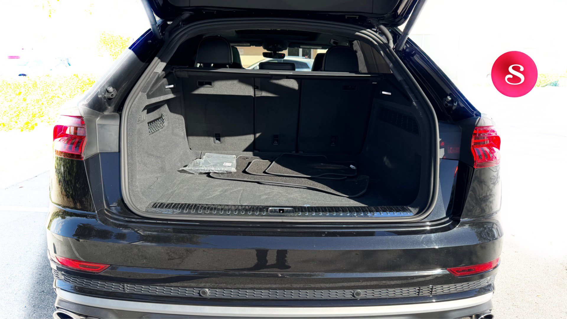 Used 2023 Audi SQ8 Prestige w/ Prestige Package AWD/4WD image 19