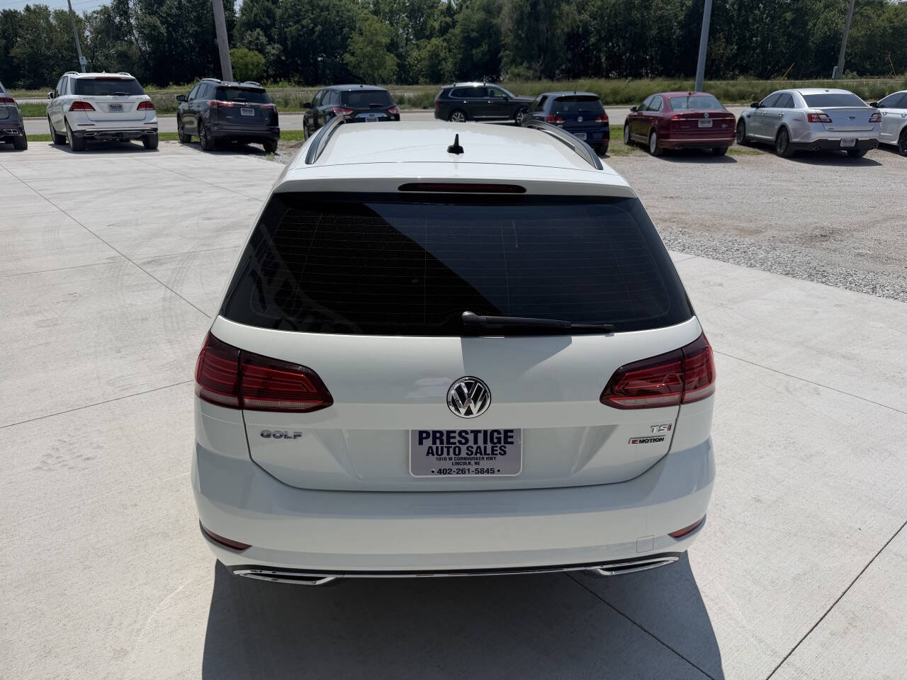 Used 2018 Volkswagen Golf S AWD/4WD image 5
