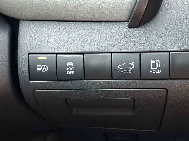Certified 2022 Toyota Camry LE FWD image 24