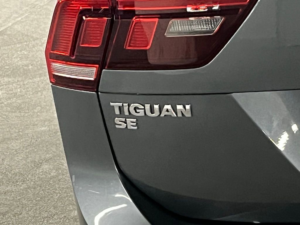 Used 2020 Volkswagen Tiguan SE image 37