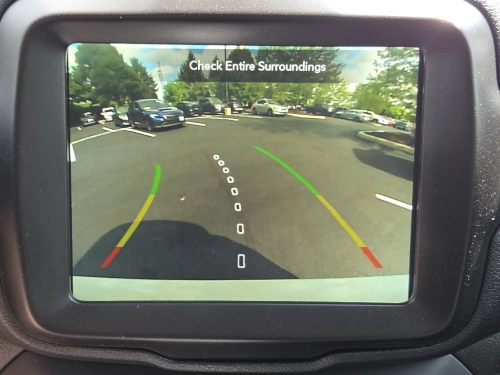 Used 2022 Jeep Renegade Sport w/ Sport Appearance Group FWD image 12
