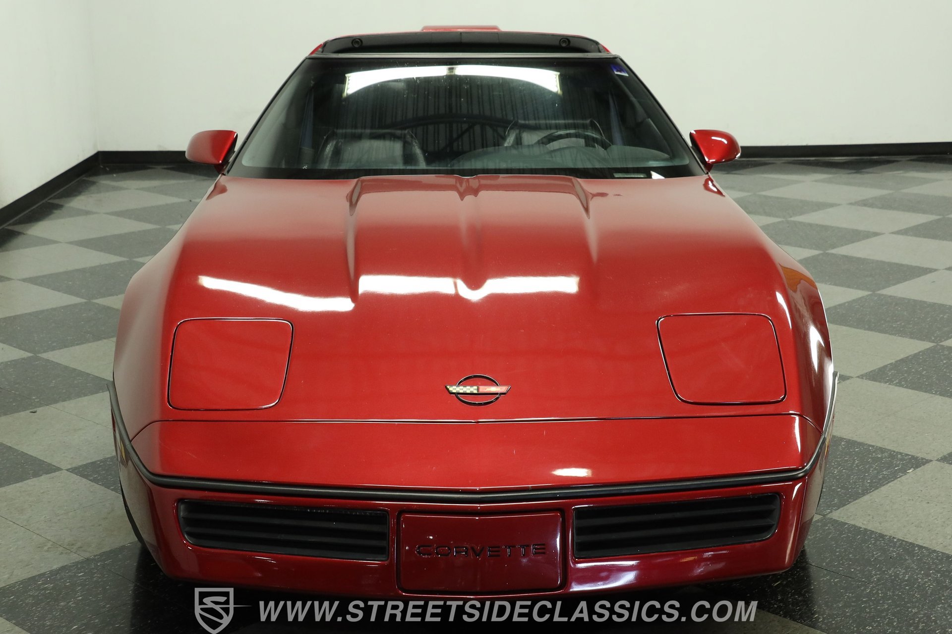 Used 1990 Chevrolet Corvette Coupe RWD image 16