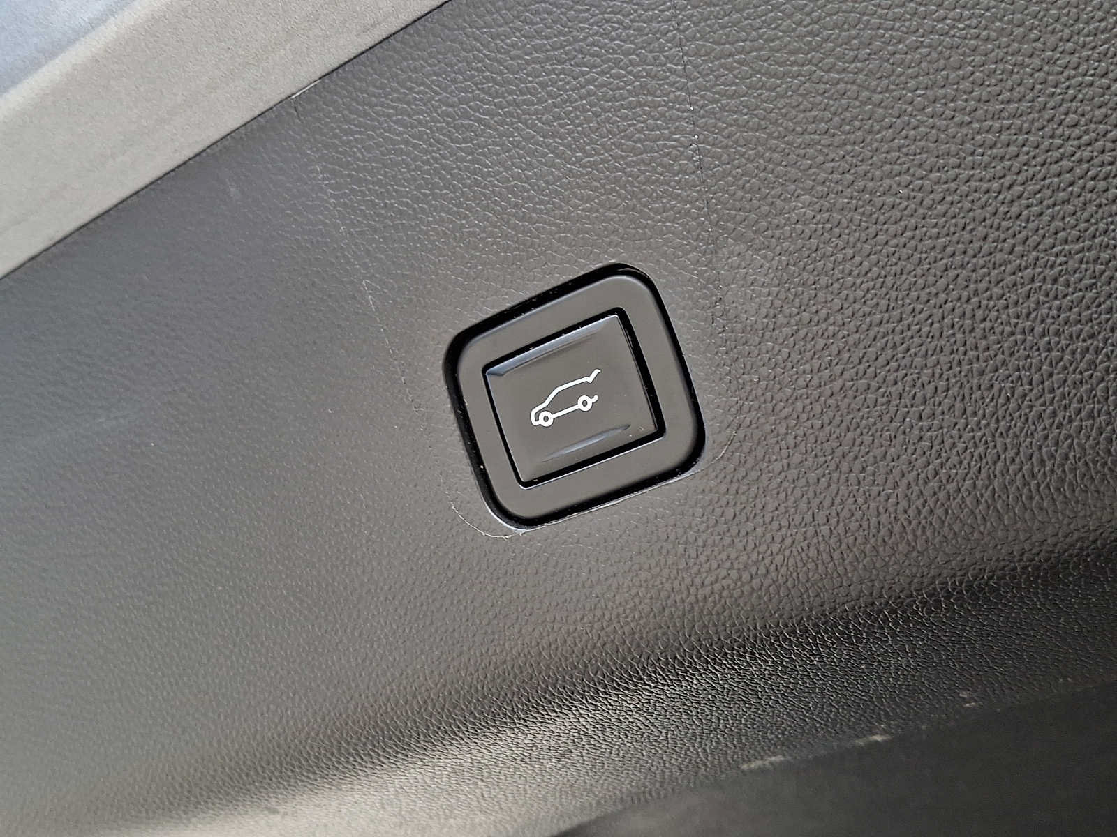 Certified 2021 Chevrolet Traverse LT AWD/4WD image 28