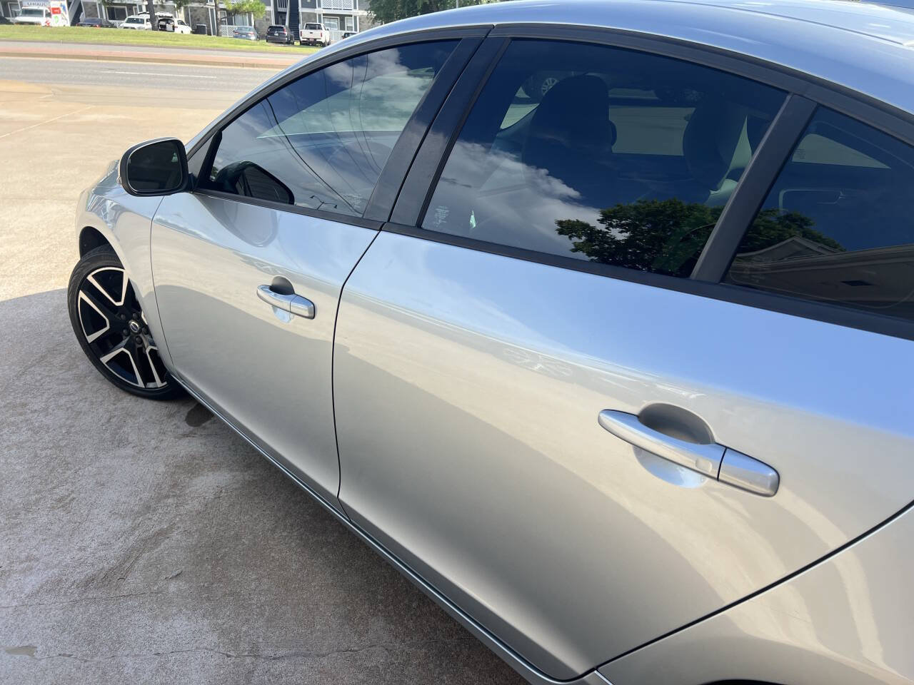 Used 2018 Volvo S60 T5 Dynamic w/ Vision Package FWD image 7