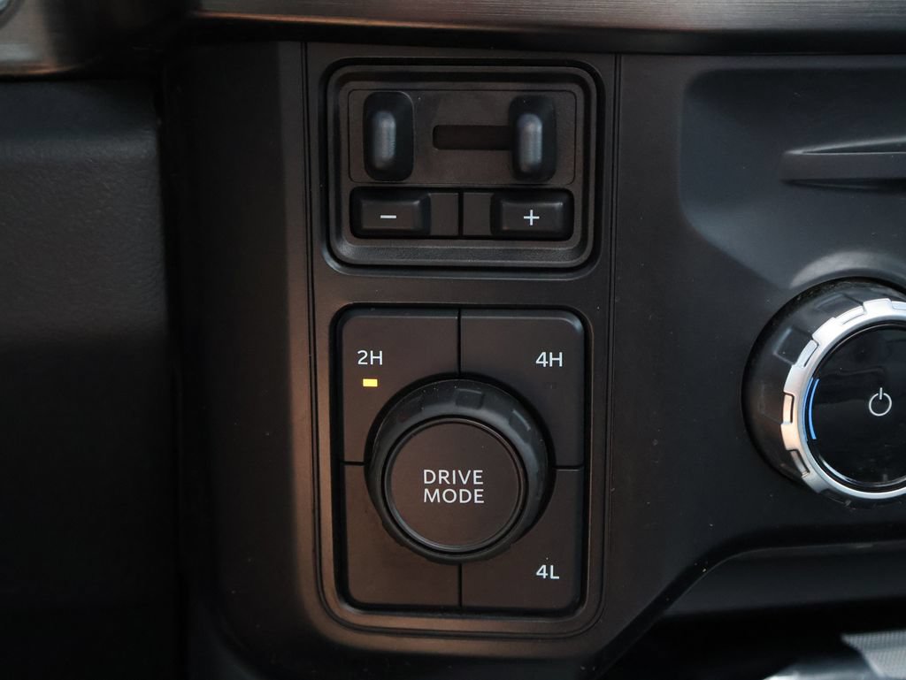 Used 2023 Ford F450 Lariat w/ FX4 Off-Road Package AWD/4WD image 37