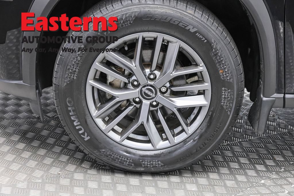 Used 2023 Nissan Rogue S AWD/4WD image 31