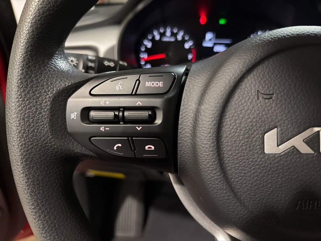 Used 2023 Kia Rio S image 14