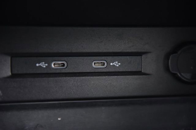 Certified 2023 Volkswagen Taos SE w/ Panoramic Sunroof Package image 15