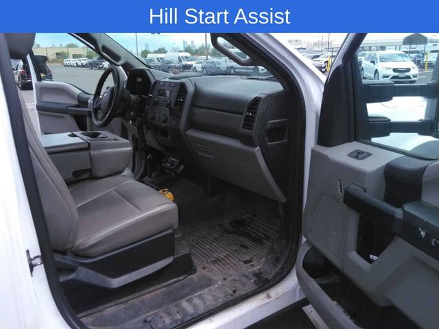 Used 2018 Ford F550 4x4 Regular Cab Super Duty image 9