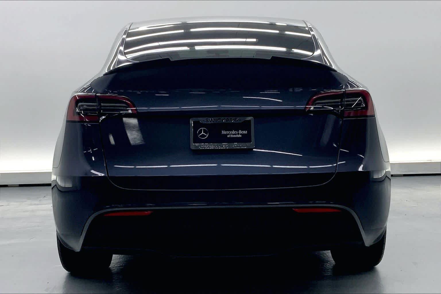 Used 2023 Tesla Model Y Long Range AWD/4WD image 3