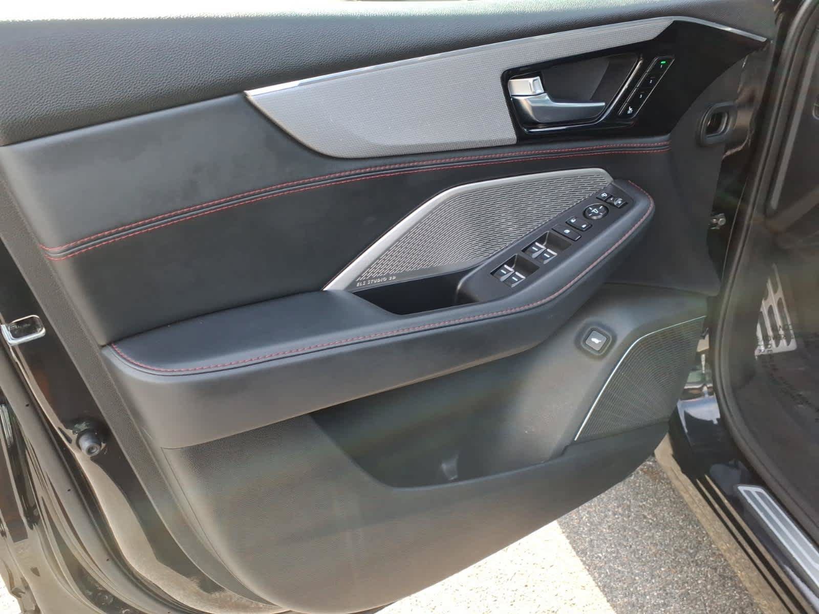 Used 2023 Acura MDX A-Spec AWD/4WD image 8
