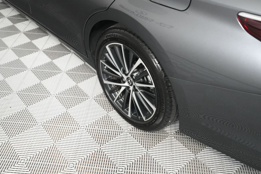 Certified 2024 Lexus ES 350 w/ Premium Package image 8