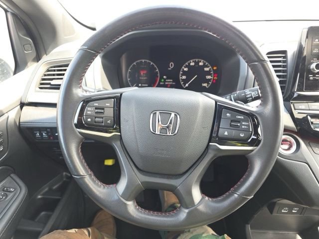 Used 2025 Honda Odyssey Sport-L image 11