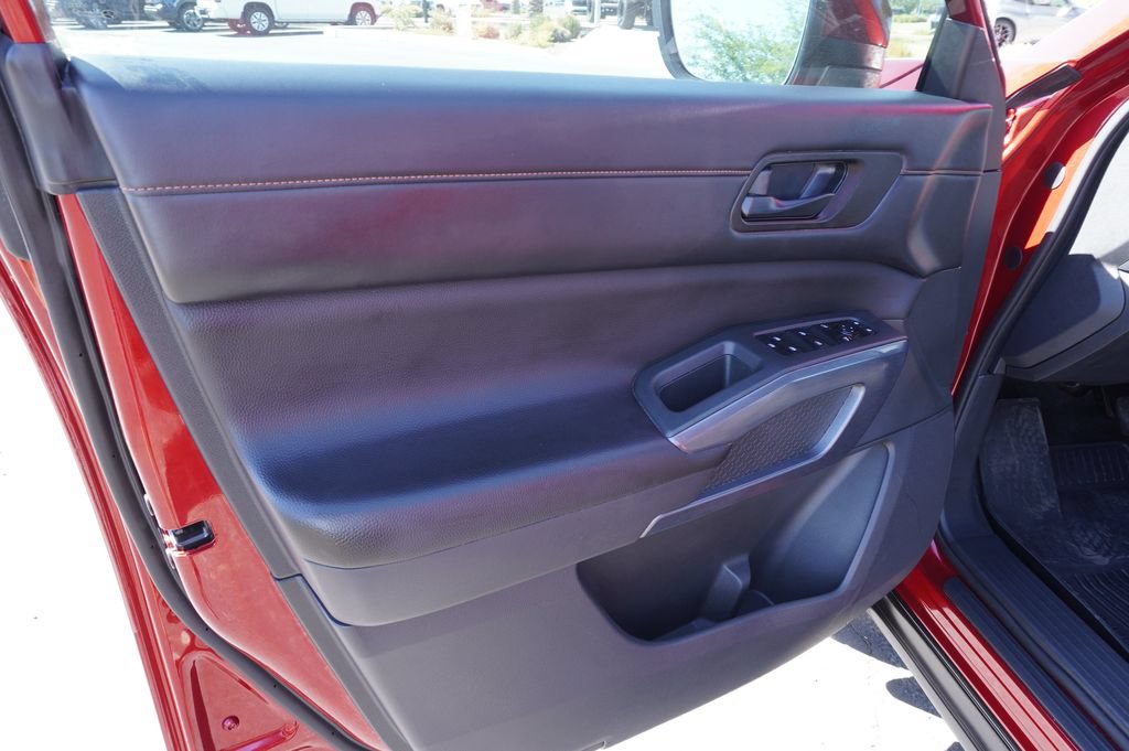 Certified 2024 Nissan Pathfinder Rock Creek AWD/4WD image 15