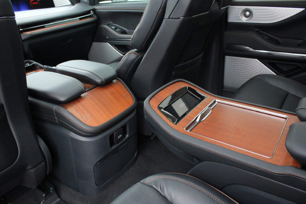 New 2027 Lincoln Navigator Black Label AWD/4WD image 20