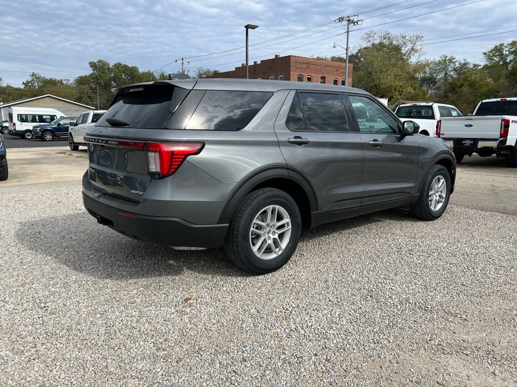 New 2026 Ford Explorer Active image 8