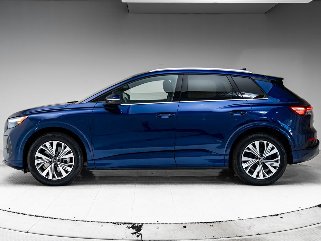 Used 2023 Audi Q4 e-tron Premium Plus w/ Premium Plus RWD image 2