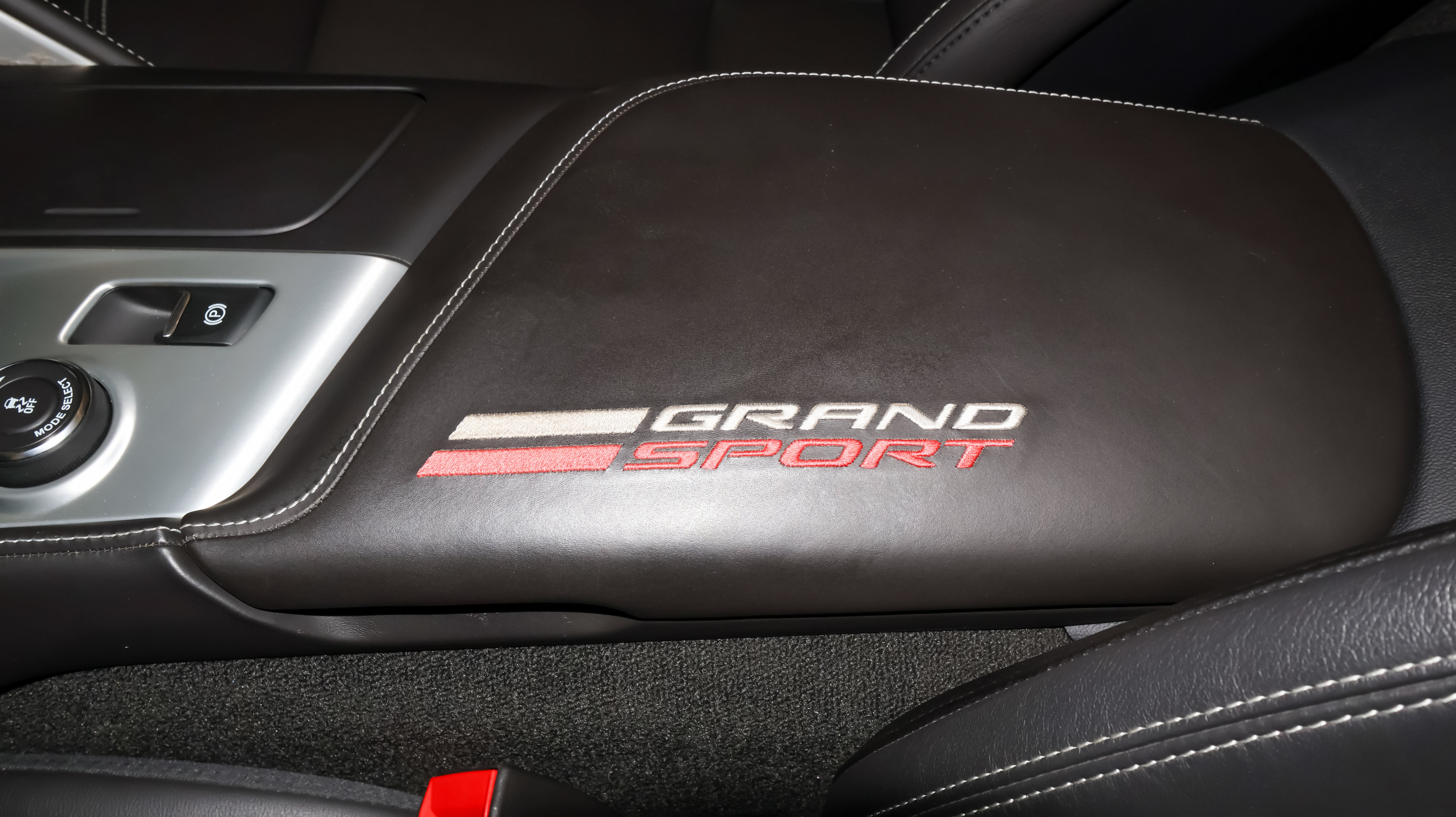 Used 2019 Chevrolet Corvette Grand Sport RWD image 19