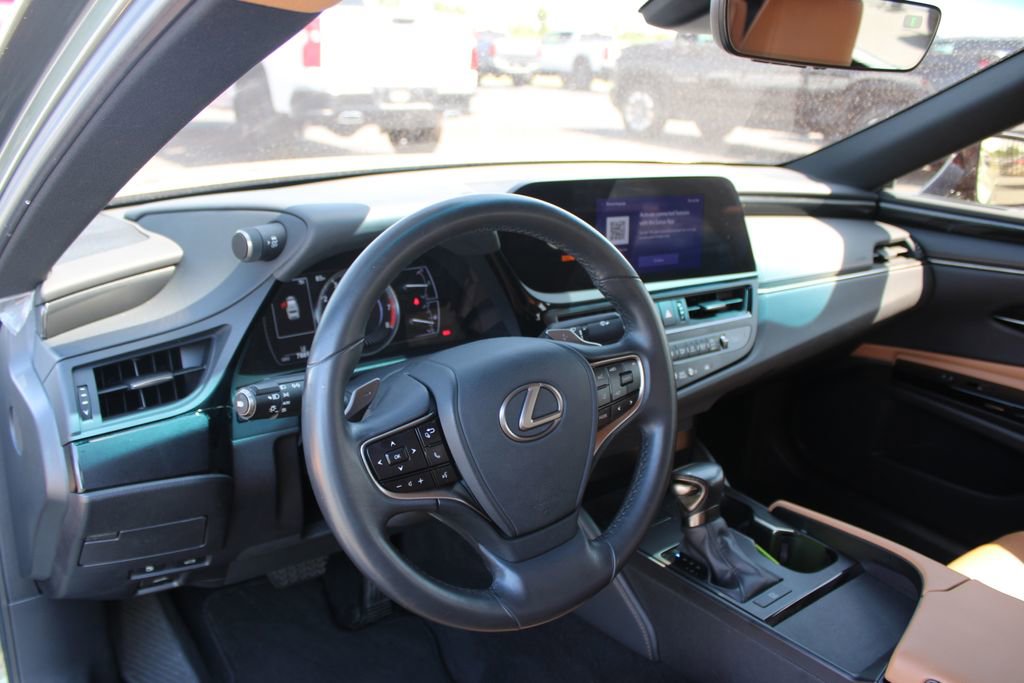 Used 2023 Lexus ES 350 w/ Accessory Package (Z1) FWD image 21