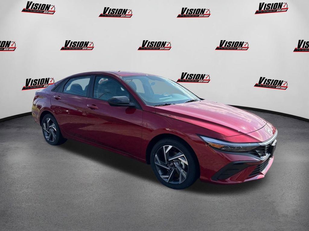 Certified 2025 Hyundai Elantra SEL video 3