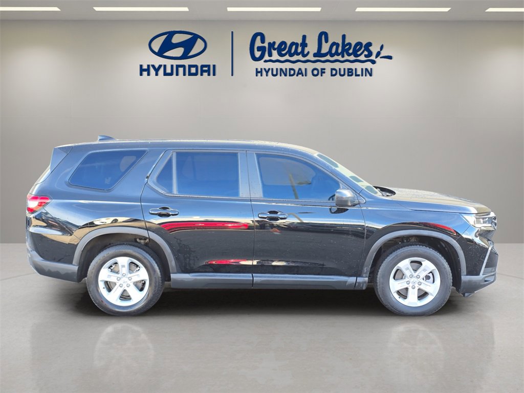 Used 2023 Honda Pilot LX image 6
