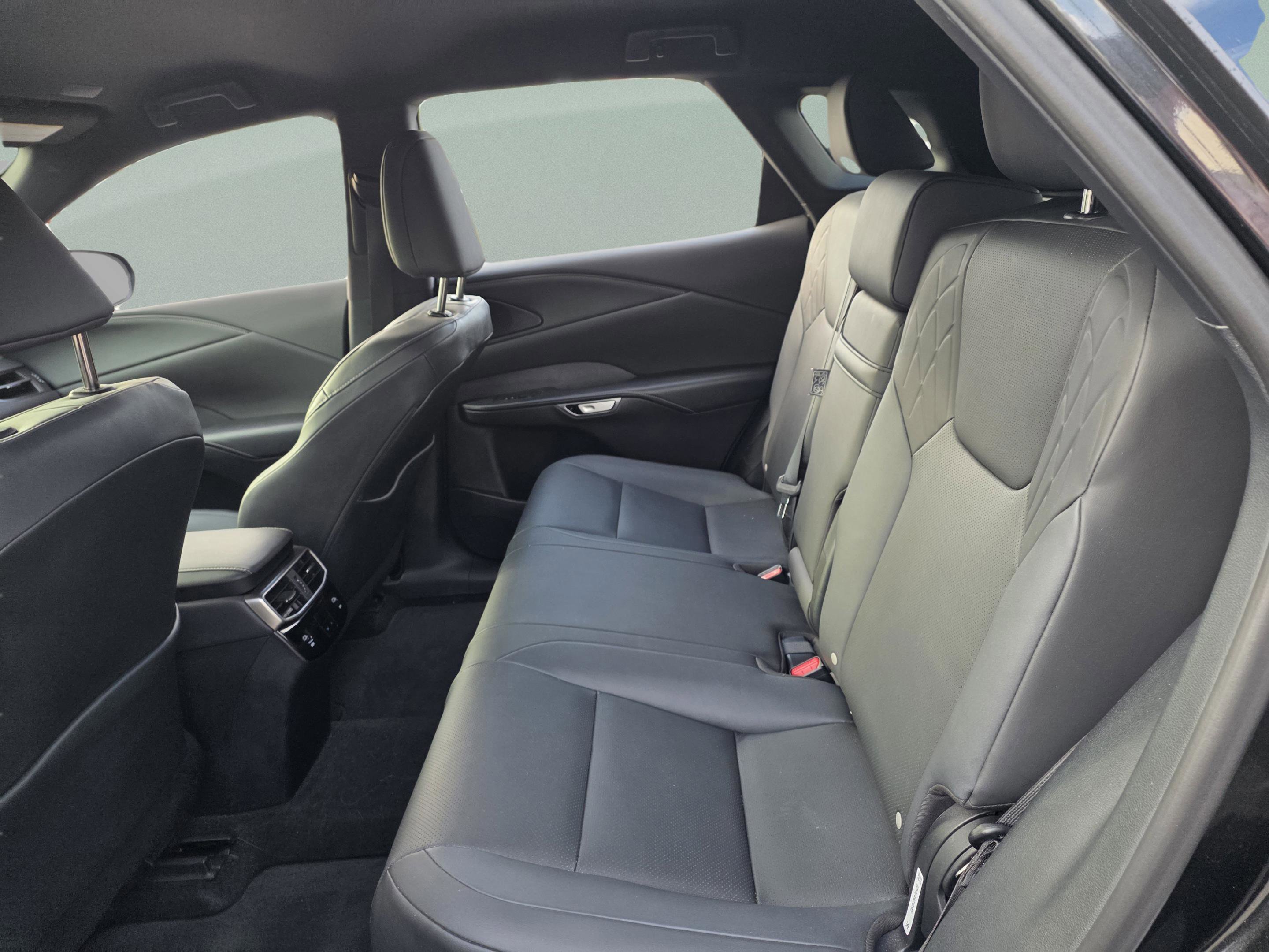 Used 2024 Lexus RX 350 FWD w/ Technology Package image 20