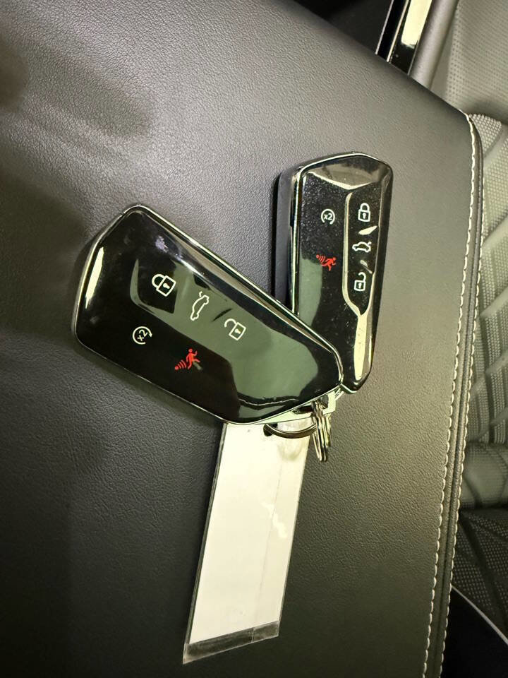 Used 2024 Volkswagen Atlas SEL Premium R-Line image 15