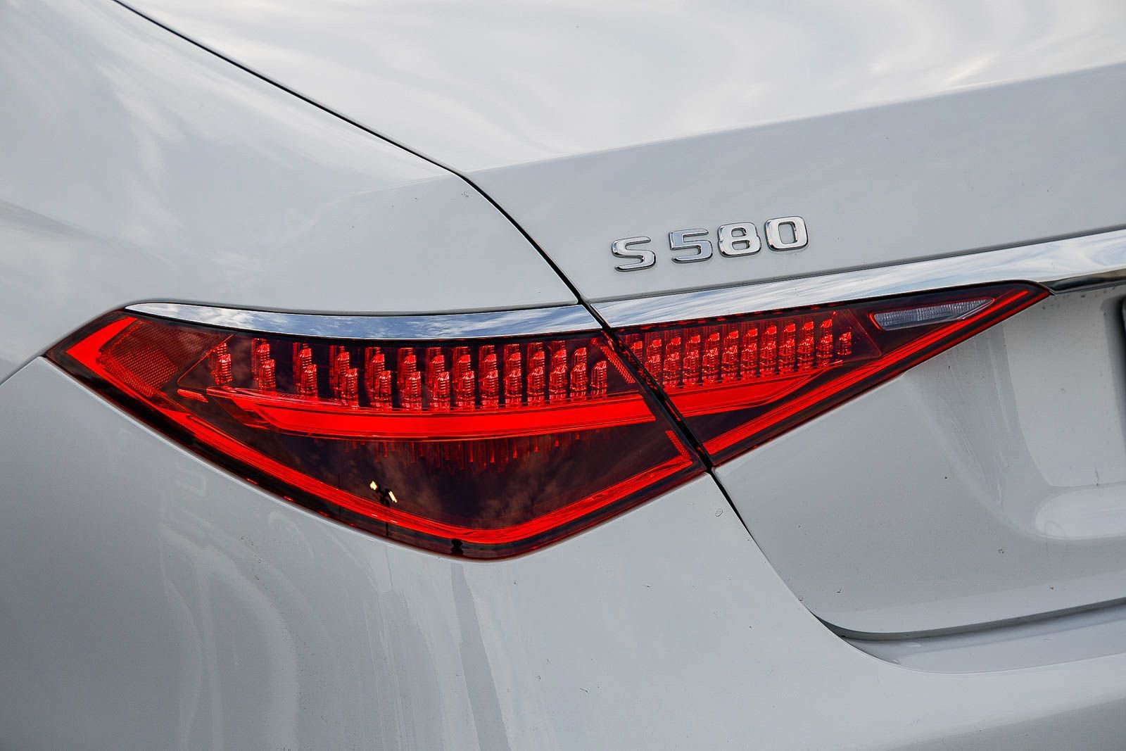 New 2026 Mercedes-Benz S 580 4MATIC Sedan image 8