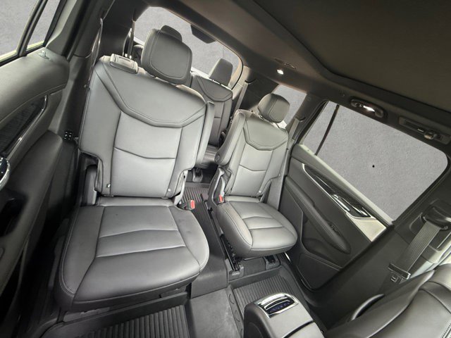 Certified 2022 Cadillac XT6 Premium Luxury w/ LPO, ONYX Package FWD image 22