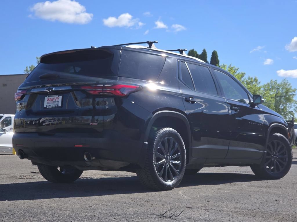 Used 2022 Chevrolet Traverse RS w/ LPO, Floor Liner Package AWD/4WD image 17