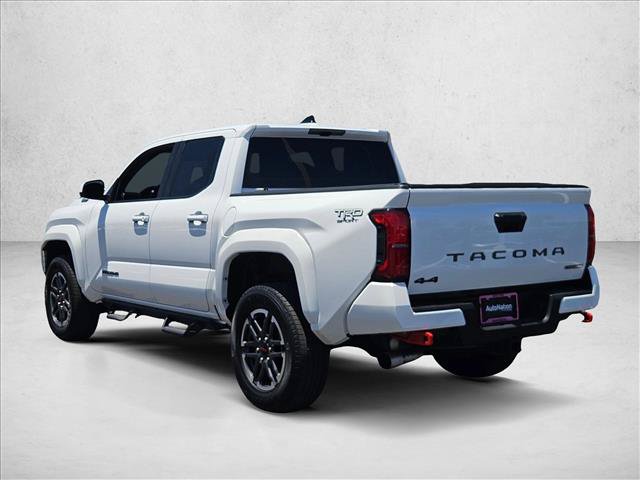 Certified 2025 Toyota Tacoma TRD Sport AWD/4WD image 8