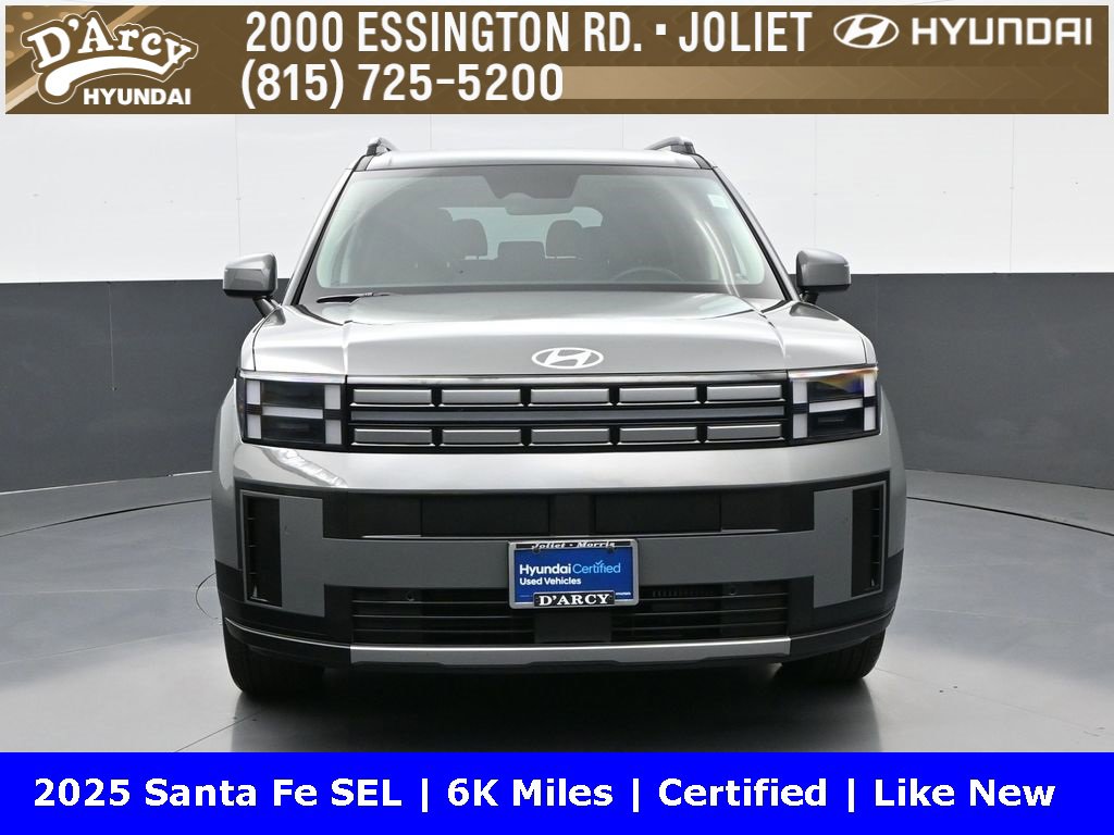 Used 2025 Hyundai Santa Fe SEL image 2
