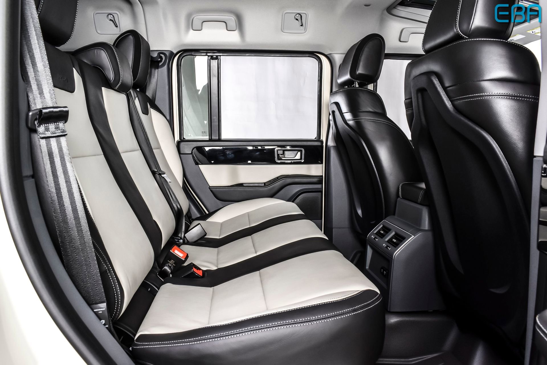 Used 2025 INEOS Grenadier Fieldmaster Edition AWD/4WD image 20