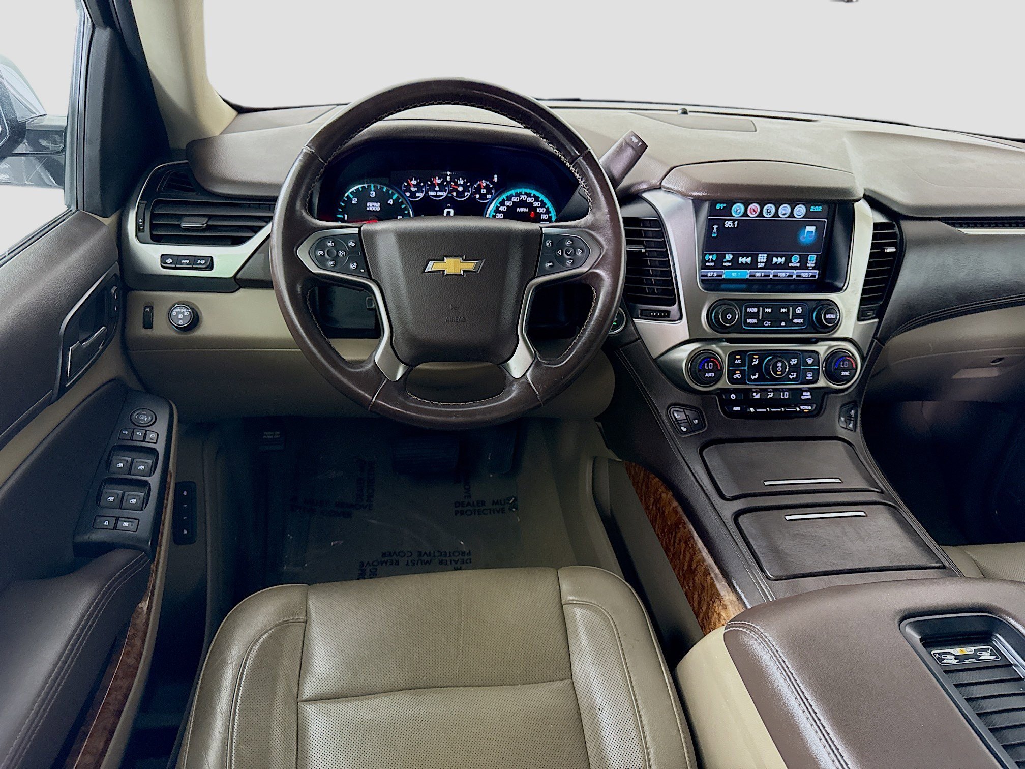 Used 2019 Chevrolet Suburban Premier RWD image 17