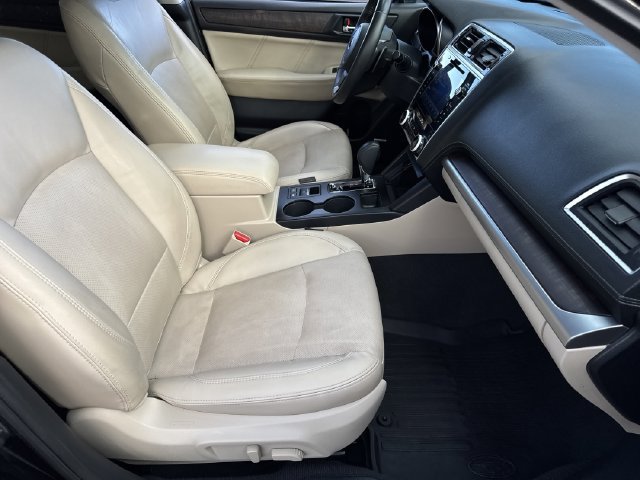 Used 2019 Subaru Outback 3.6R Limited w/ Popular Package #2 AWD/4WD image 27