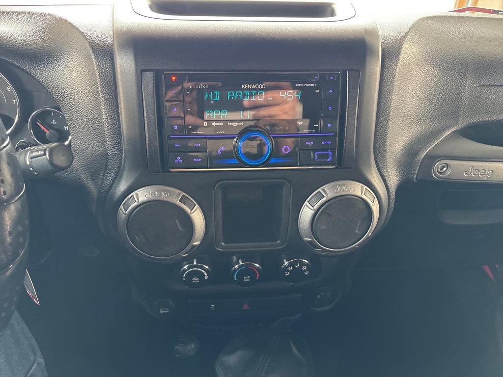 Used 2013 Jeep Wrangler Sport w/ Connectivity Group image 32