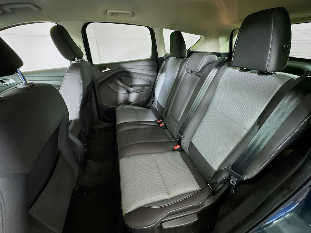 Used 2019 Ford Escape SE FWD image 22