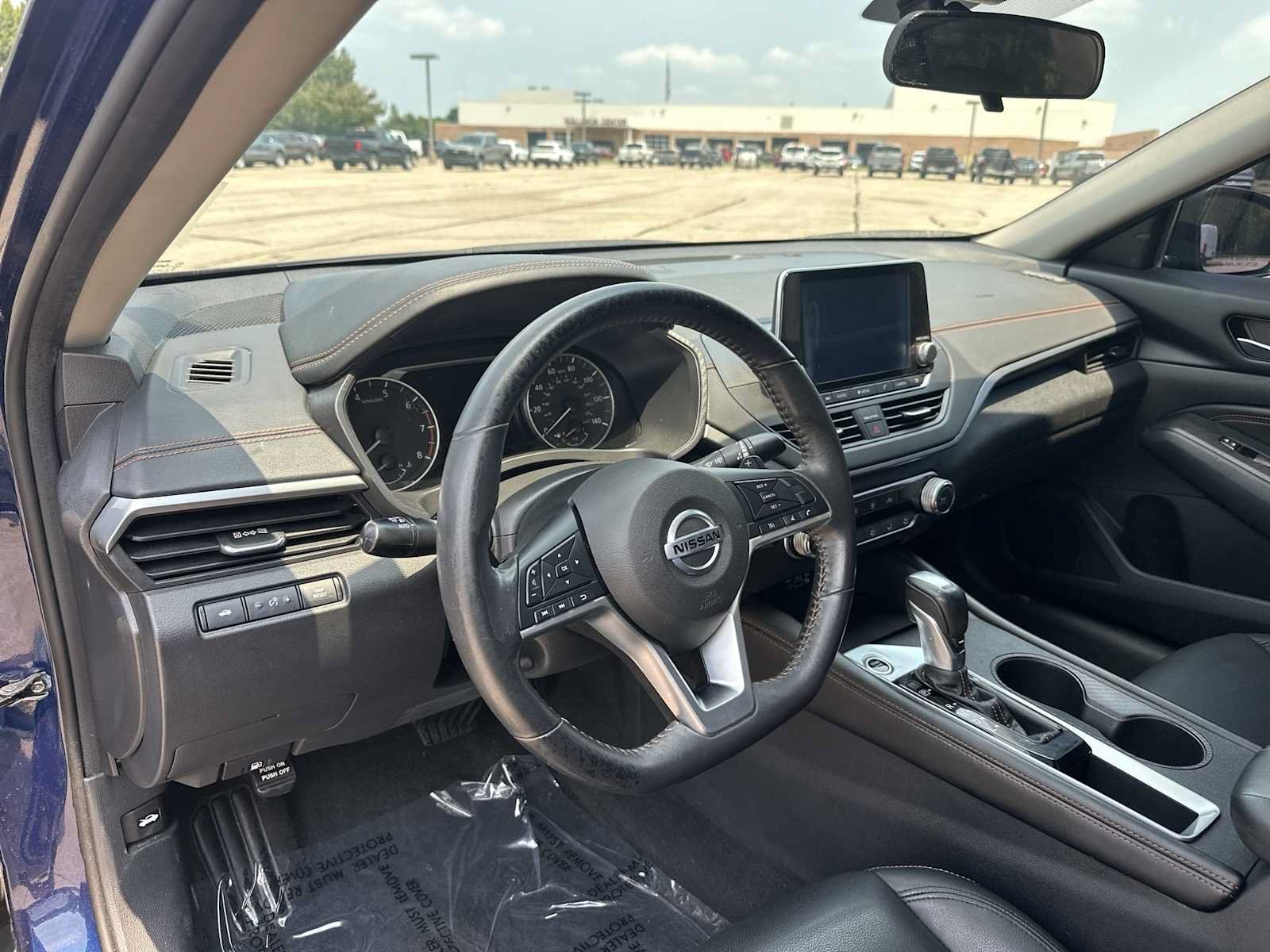 Used 2022 Nissan Altima 2.5 SR FWD image 16