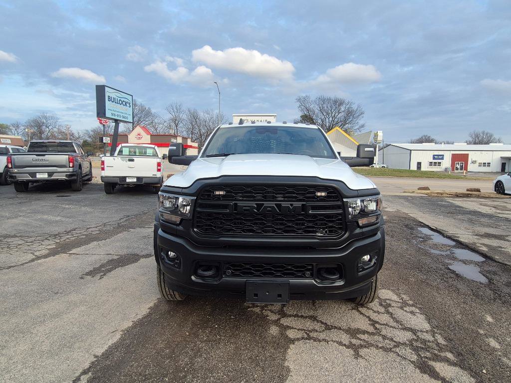 Used 2024 RAM 5500 Tradesman w/ Safety Group image 10