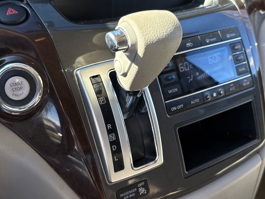 Used 2016 Nissan Quest SV image 28