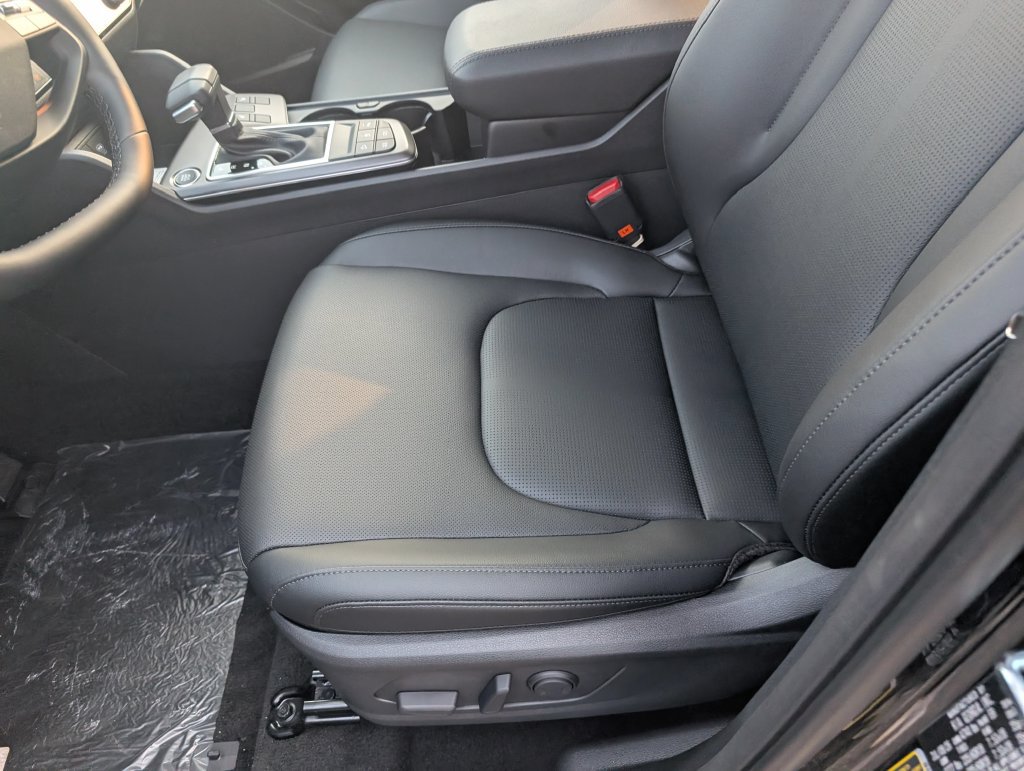 New 2026 Kia Sportage EX FWD image 21